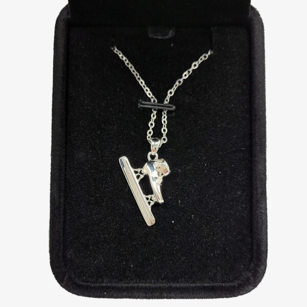Short Track Pendant